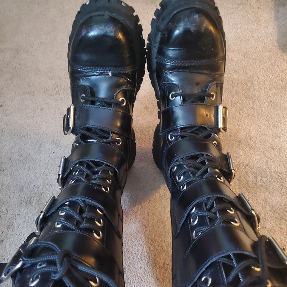 Demonia platform tall boots faux leather - Picture 2 of 4